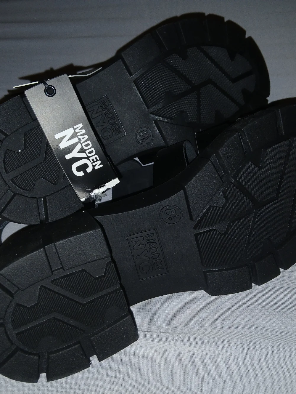 Steve Madden Strappy Sandals - Black - Size 8.5 - Picture 4 of 4